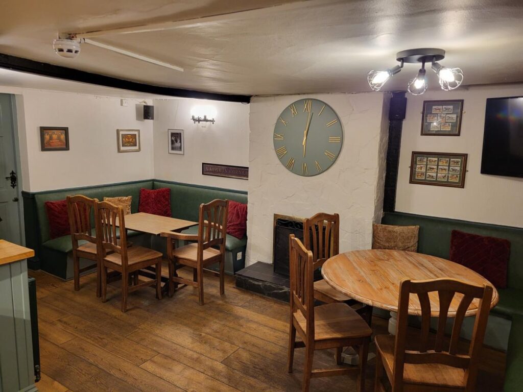 FalconBar
